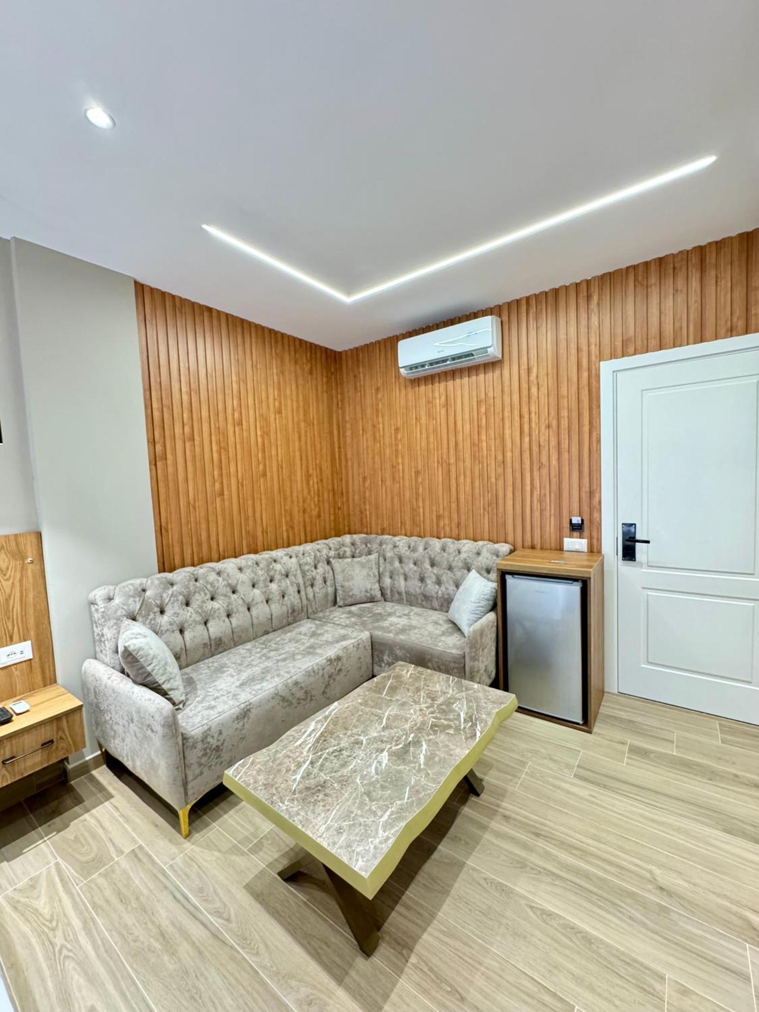 Hotel Vila Dedej Durrës Zewnętrze zdjęcie